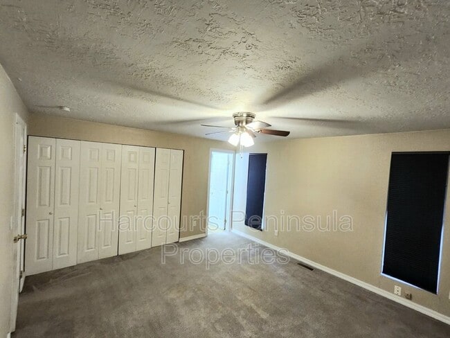 Building Photo - 573 Bridle View Ct NW