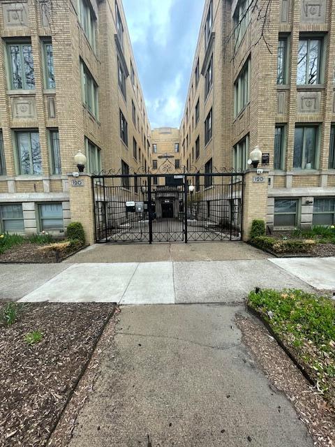 Building Photo - 120 Seward St