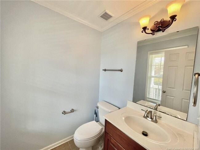 Building Photo - 1607 Pendleton Ct