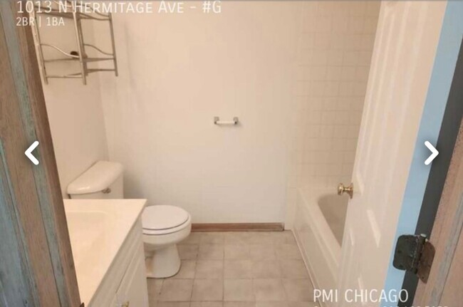 Building Photo - 1013 N Hermitage Ave