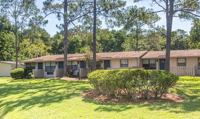 Building Photo - 2302 S Brandon Ct
