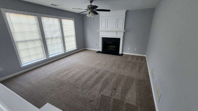 Building Photo - 370 Darter Run NW