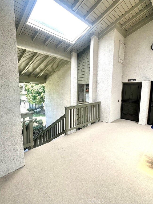 Building Photo - 8777 Coral Springs Ct