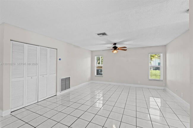 Building Photo - 3165 NW 116th Ave