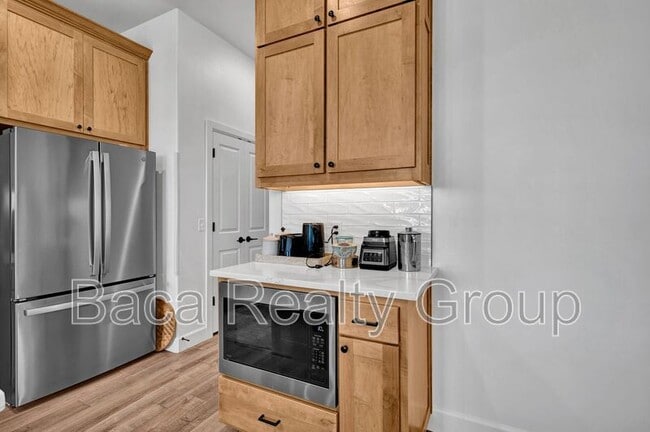 Building Photo - 24956 Norte Rd