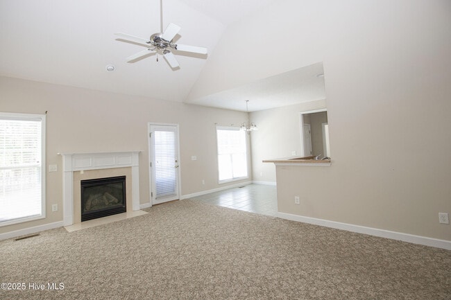 Building Photo - 102 Newington Way