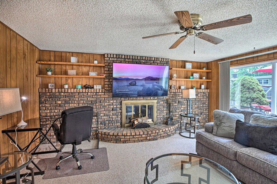 Building Photo - 514 N Arizona Ave