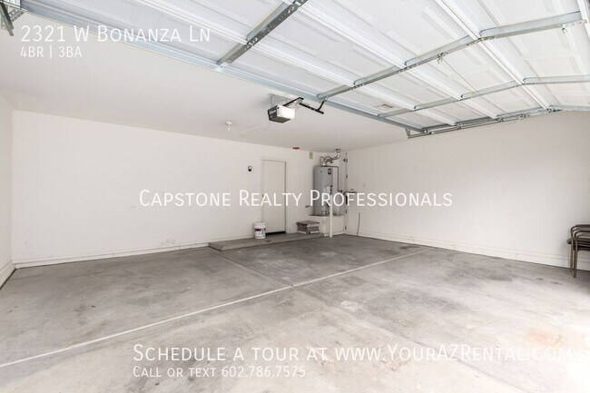 Building Photo - 2321 W Bonanza Ln