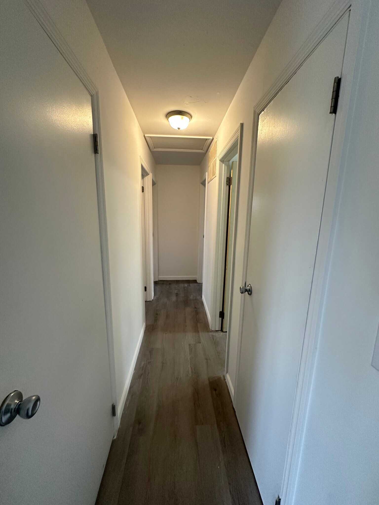 Hallway - 991 Deerfield Ct