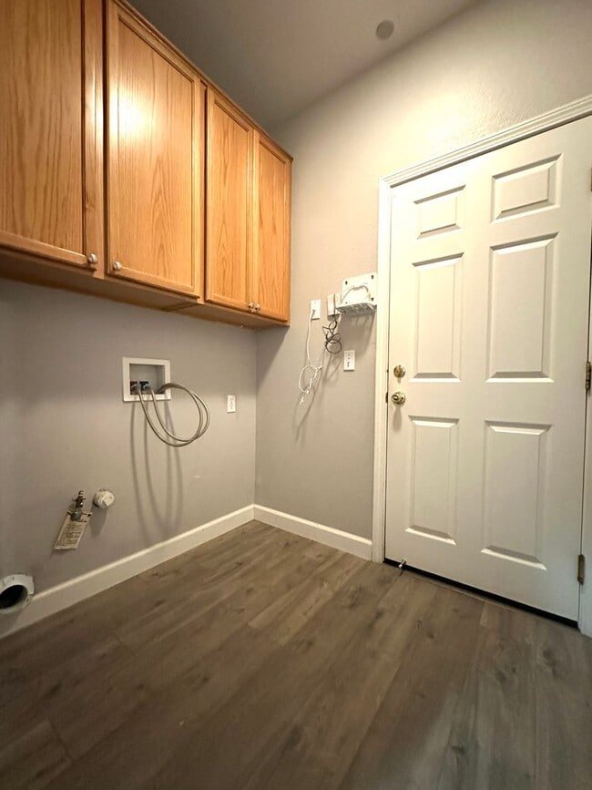 Building Photo - Single Story 3 bed, 2 bath in Brentwood Garin Ranch