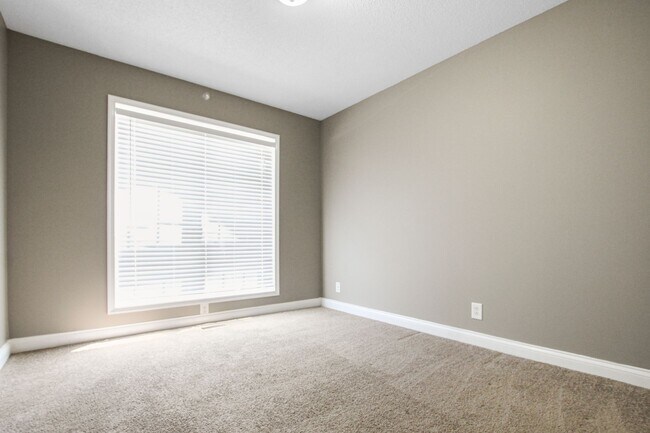 Building Photo - 3676 S Jot Dr