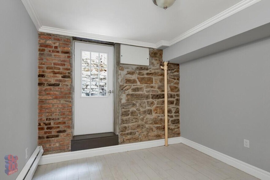 Building Photo - 60 Avenue B