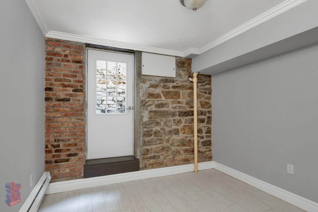 Building Photo - 60 Avenue B
