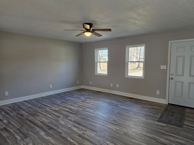 Building Photo - 6108 Ramsey Rd