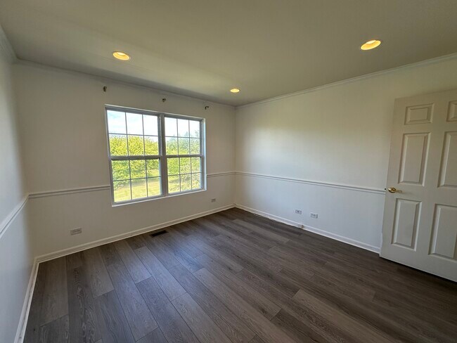 Building Photo - 31782 Pine View Blvd