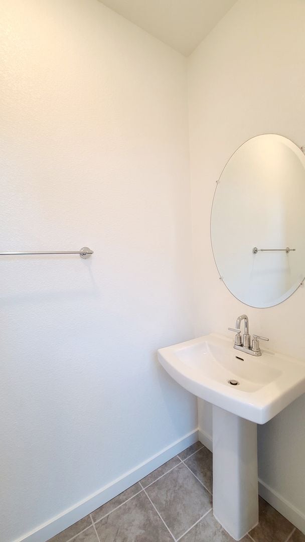 Building Photo - Beautiful Brand New Construction / Single ...