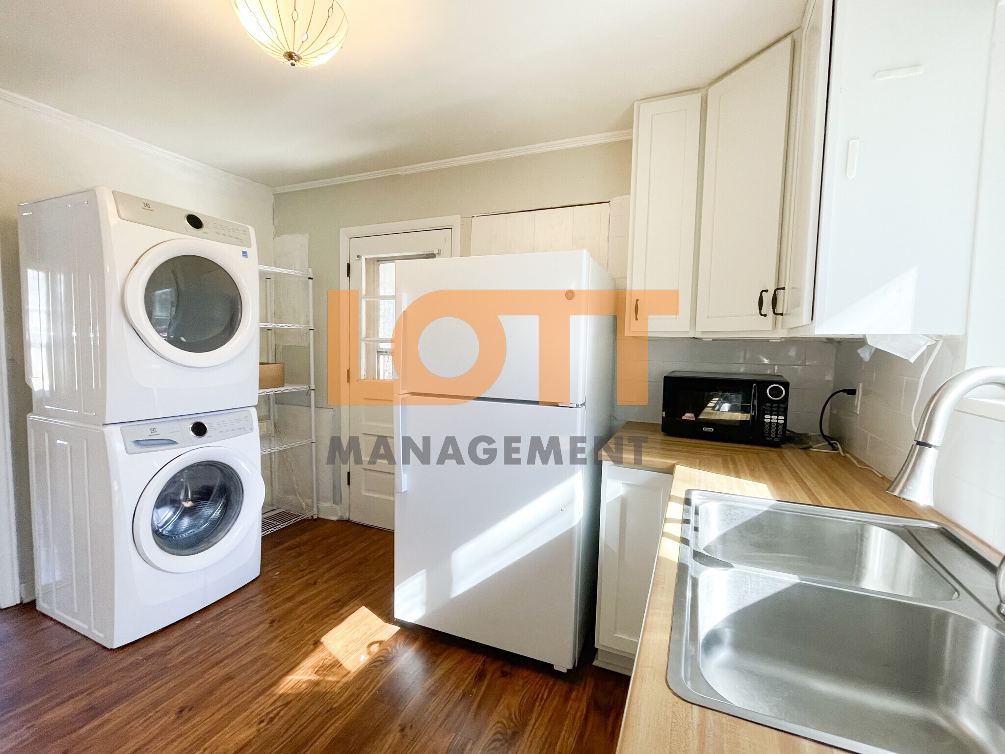 Building Photo - 126 Forestdale Dr