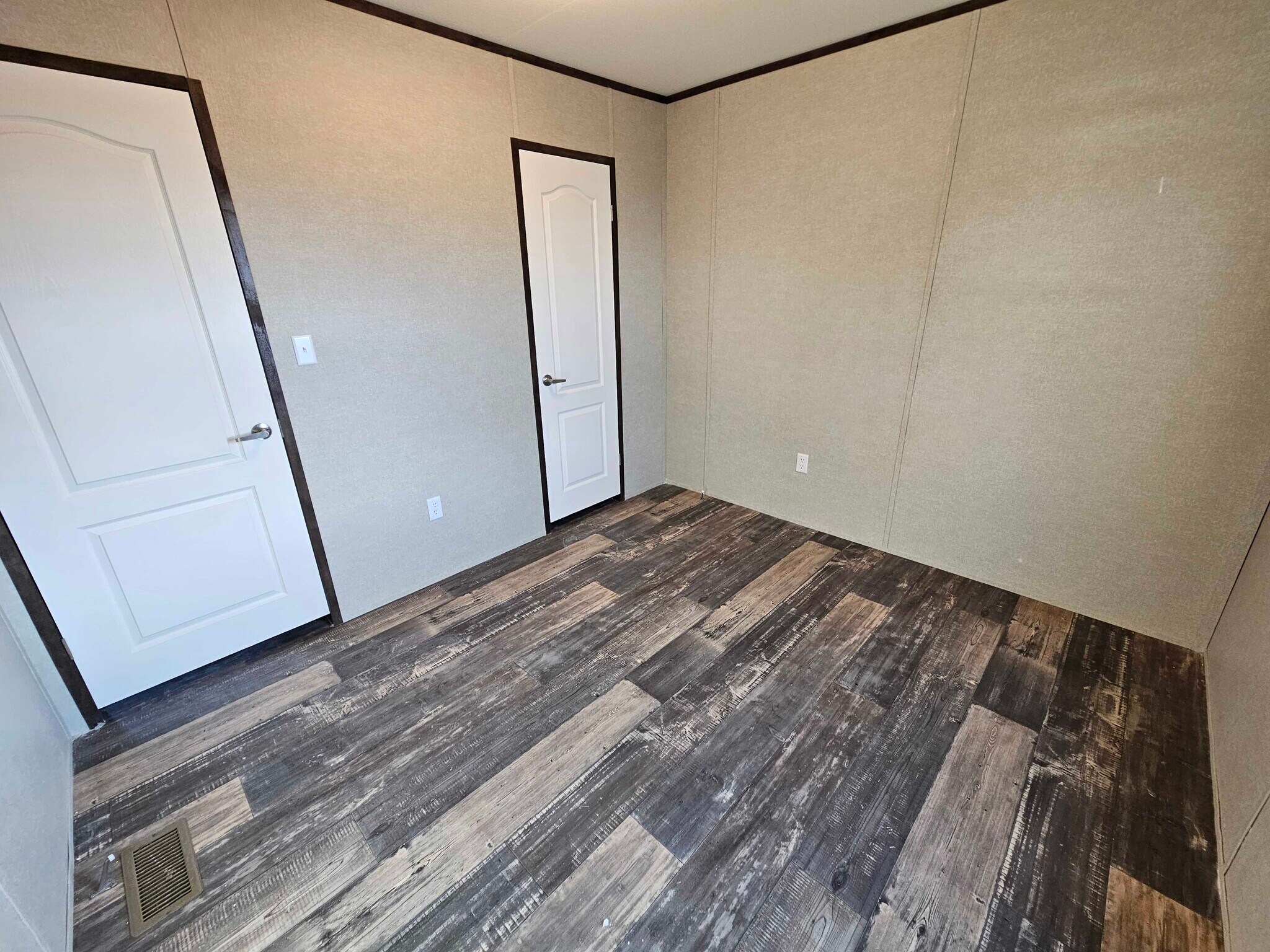 Building Photo - 141 Ponderosa Way