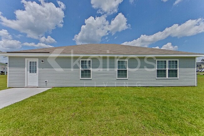 Building Photo - 112 Mountain Holly Rd.