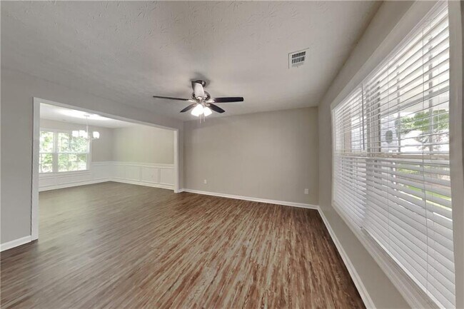 Building Photo - 2969 Wynhaven Oaks Way