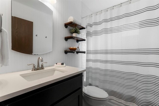 Building Photo - 4503 Garnett St