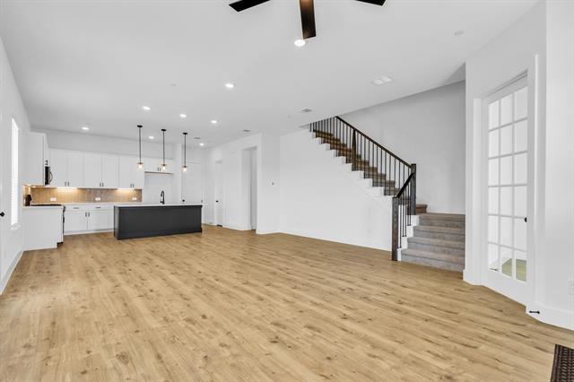 Building Photo - 1228 Arkansas Spgs St