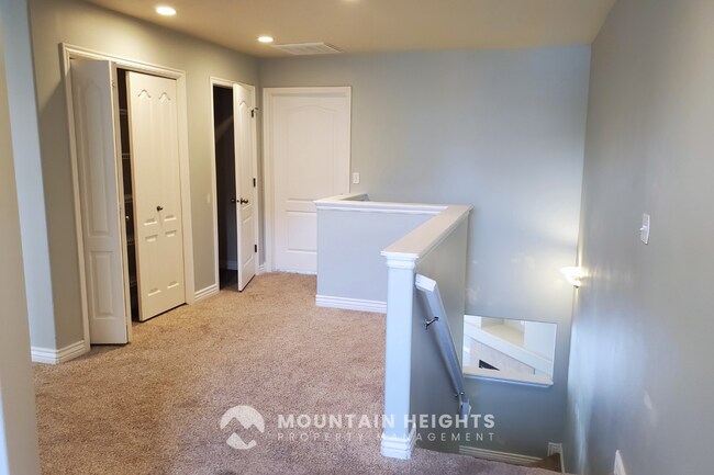 Building Photo - 3113 Provence Ln