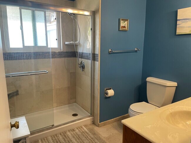 Building Photo - 4925 Tierra Baja Way