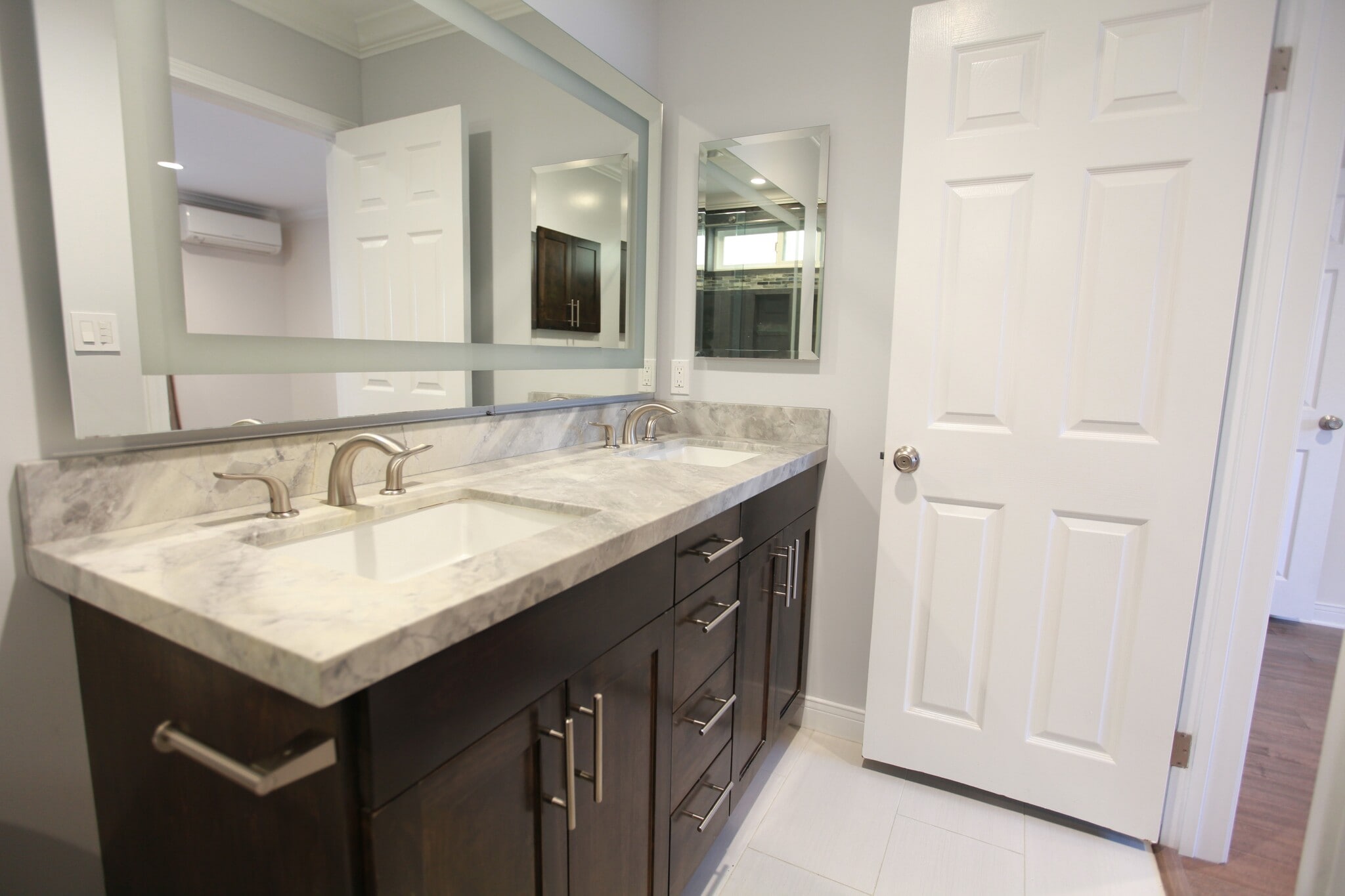 Building Photo - 1143 6th St