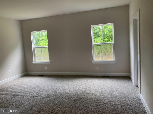 Building Photo - 150 Boxelder Dr