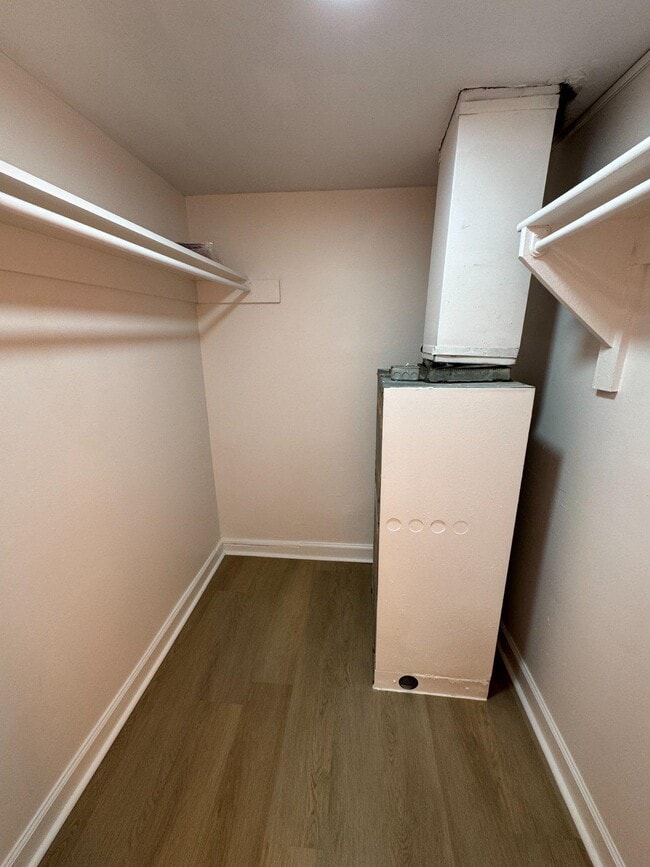 Building Photo - 1836 Metzerott Rd