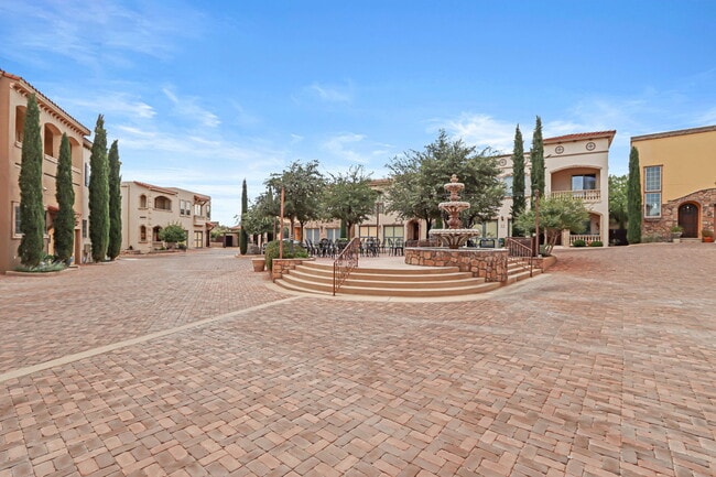 Building Photo - 6350 Escondido Dr