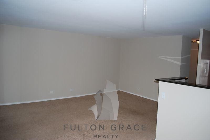 Building Photo - 4334 N Hazel St