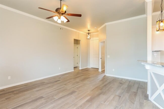 Building Photo - 546 W Pine Rose Ct Way