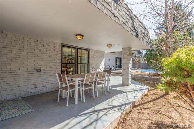 Building Photo - 3577 S Hillcrest Dr