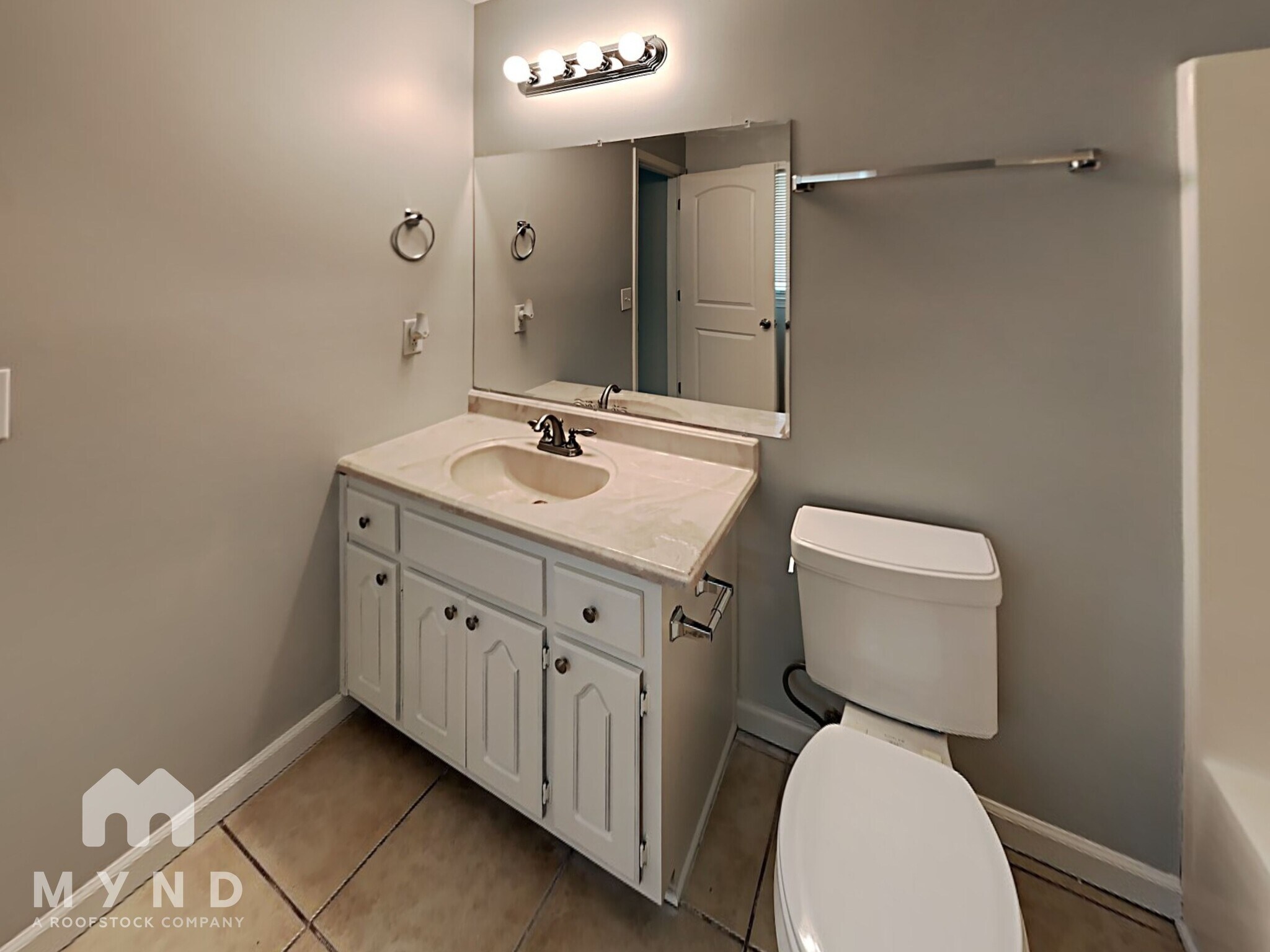 Building Photo - 100 Clifton Dr