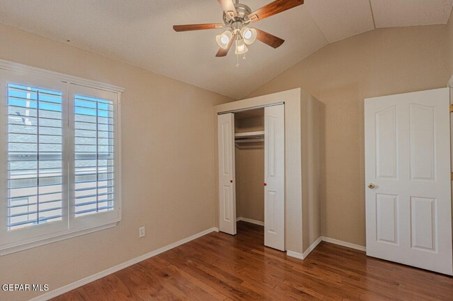 Building Photo - 1317 Amber Morgan Dr