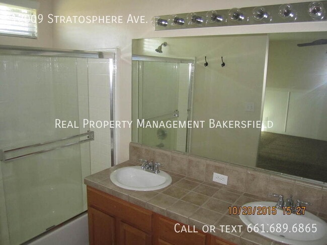Building Photo - 12009 Stratosphere Ave