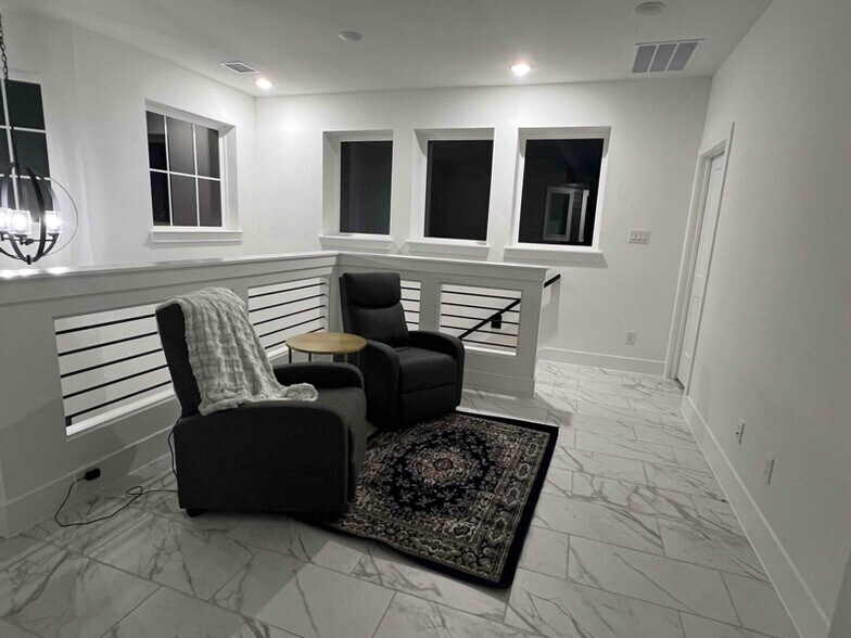 Building Photo - 1452 Shaded Rock Dr