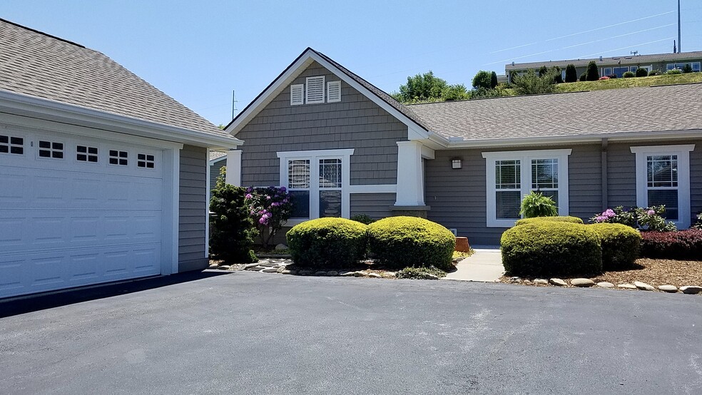 Wonderful Cluster HOme - 4404 Wood Duck Way