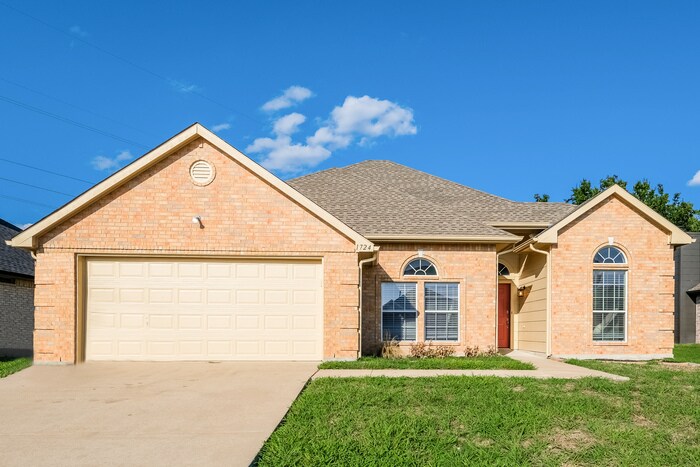 Primary Photo - 1724 Green Terrace Dr