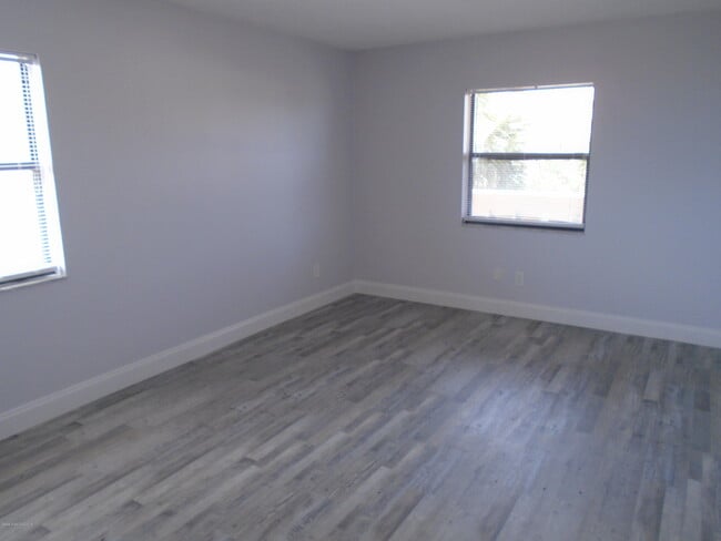 Building Photo - 840 N Atlantic Ave