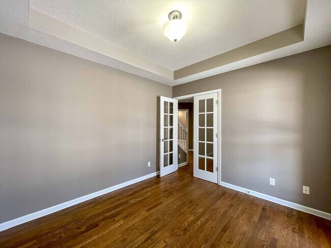 Building Photo - Spacious Four-Bedroom in Candler
