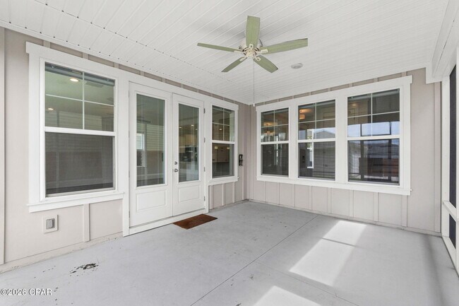 Building Photo - 1816 Discovery Loop