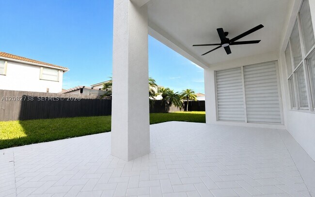 Building Photo - 14303 SW 159th Pl