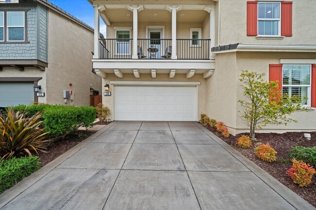 Building Photo - 318 Paradiso Ct