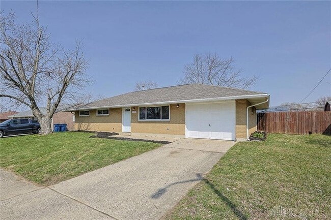 Building Photo - 5595 Shady Oak St