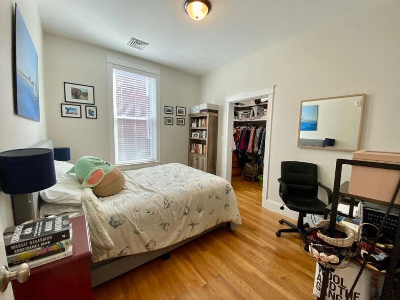 Building Photo - 405 S Huntington Ave