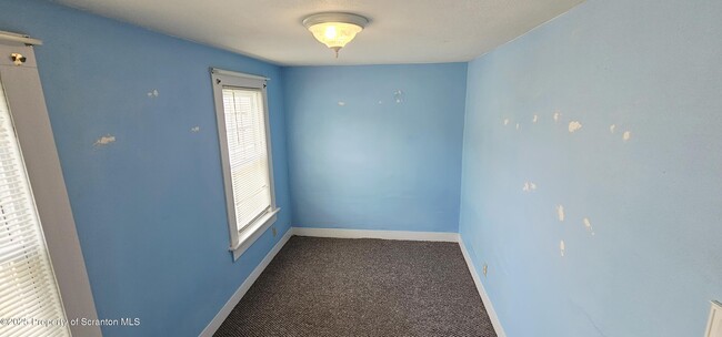 Building Photo - 230 2nd St