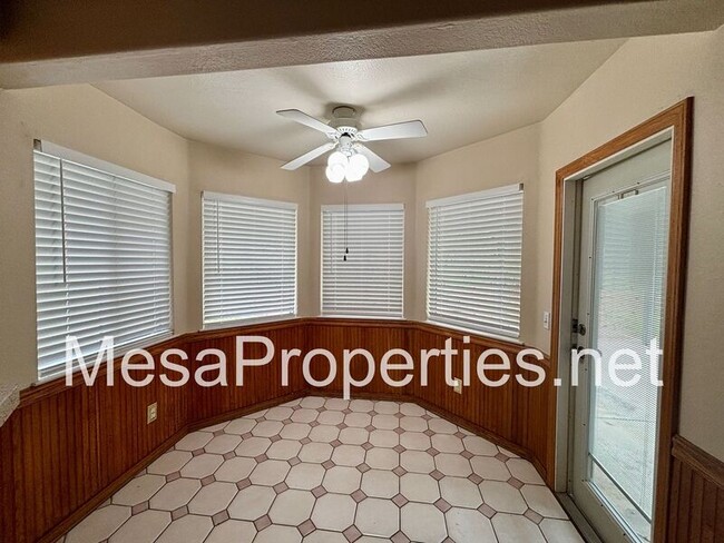 Building Photo - 5009 Trojan Ct